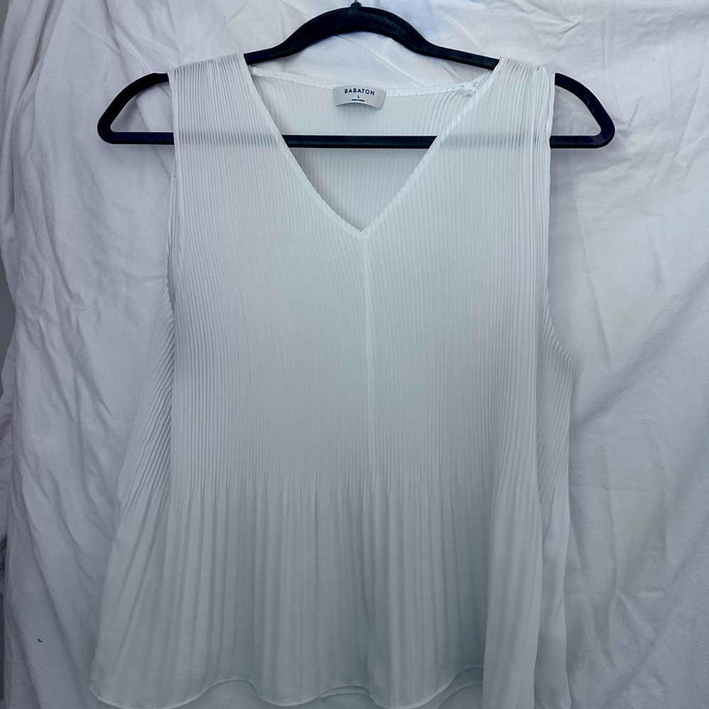 Babaton (Aritizia) camisole blouse in white size Large